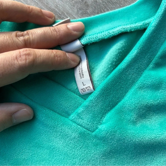 Zella Turquoise V Neck Velvet Pullover Sweater - Picture 6 of 16